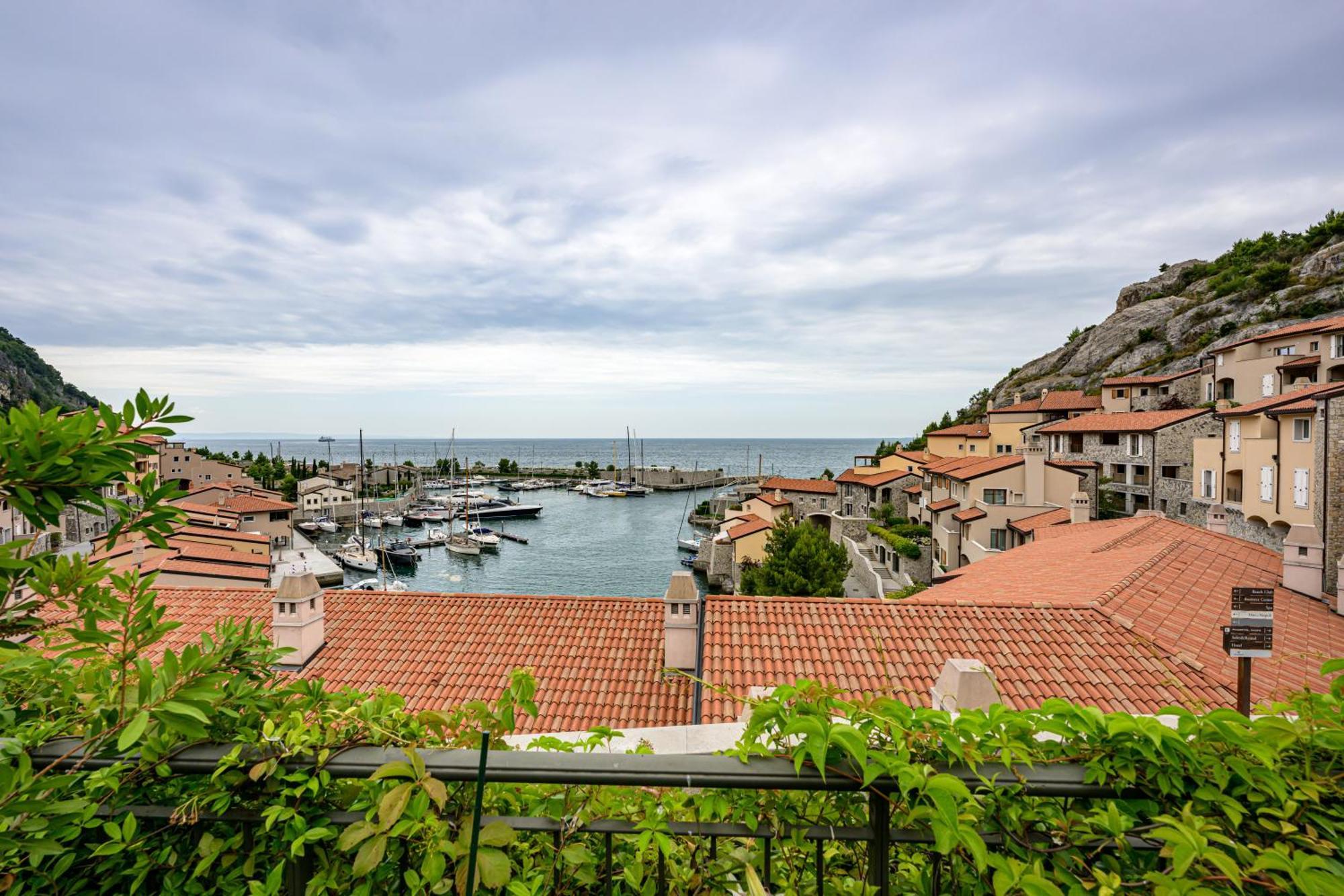 Portopiccolo Apartments With Garden And Beach Included Sistiana Exterior photo